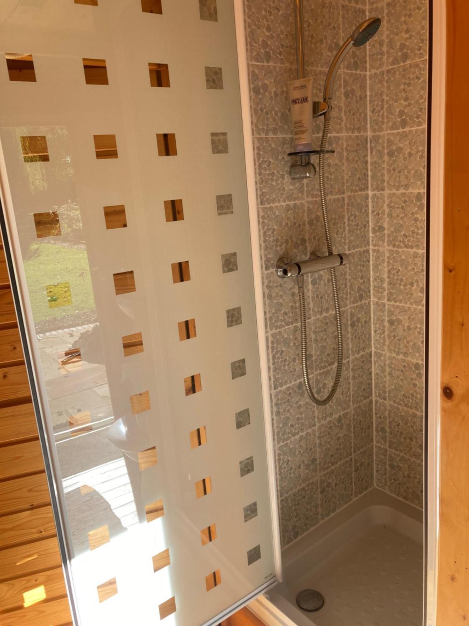 Exclusive 2 Bedroom Apartment With Summer House And Hot Tub 대번트리 외부 사진